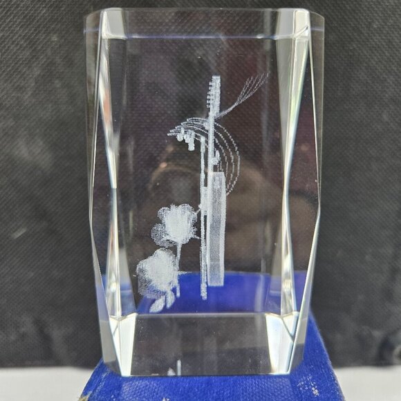 Rectangular Etched Prism Paperweight Violin with Roses In Original Box - Picture 6 of 13